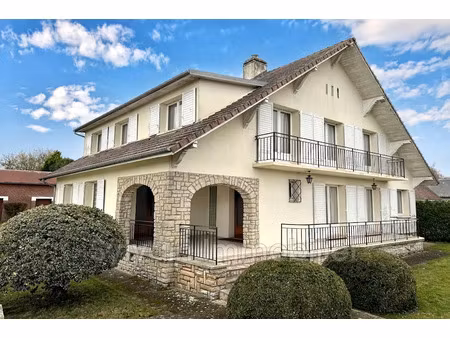 vente maison 7 pièces 205 m² à moliens (60220)  299 000 €