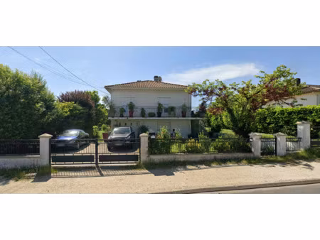 location maison 4 pièces 116 m² à miramont-de-guyenne (47800)