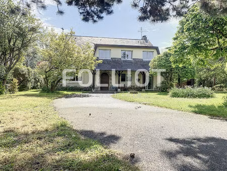 maison spacieuse à vendre à jullouville -