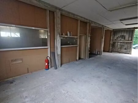 entrepôt - local pour professionnels