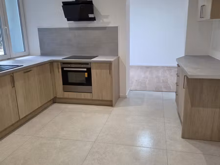bel appartement f4 à manom