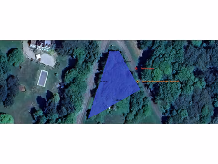 terrain constructible et viabilisé de 971 m² à ladignac-le-long!