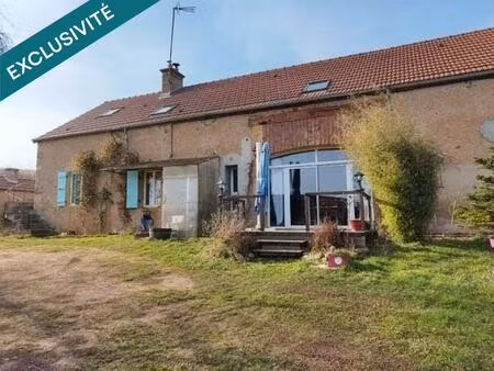 longère rénovée  grange  puits  au calme