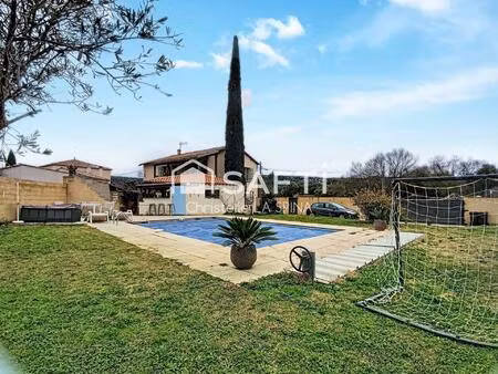 deux habitations au charme provençal  modernité et volumes pour vivre ensemble autrement
