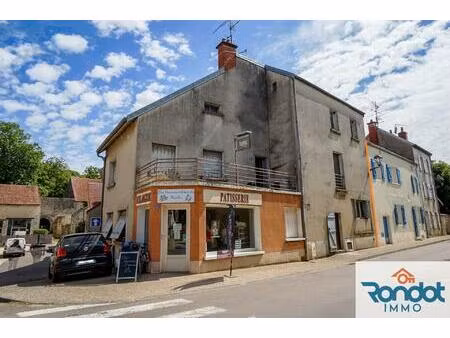 local commercial 140m2