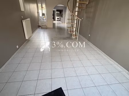 vente maison 4 pièces 86 m² à petite-forêt (59494)  130 000 €