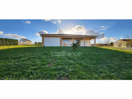 maison à vendre saint medard de barbezieux 4 pièce(s) 120m2 229 900€