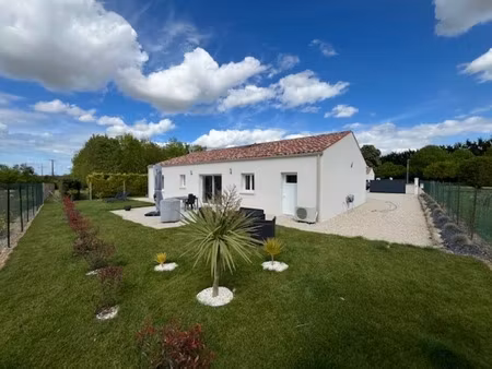 maison plain-pied 112m² proche de saint jean d'angely (17)