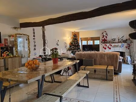 maison de village de 100 m² à chatenay-sur-seine