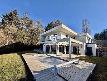 villa de 7 pièces de luxe en location vétraz-monthoux  auvergne-rhône-alpes