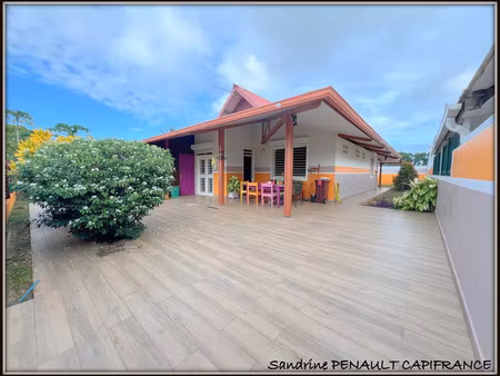 a vendre a kourou (97310) une ravissante maison individuelle t5 de 91 m² - terrain de 425 
