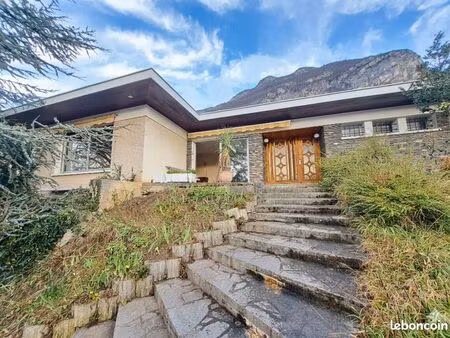 maison 5 pièces 164 m²