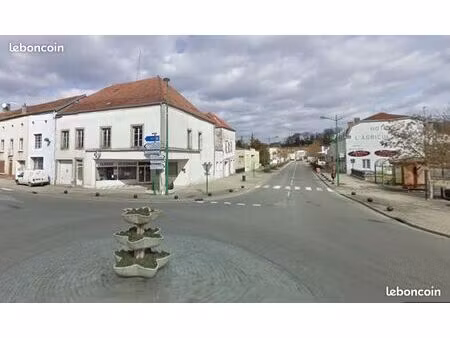 parking couvert. box semi couvert