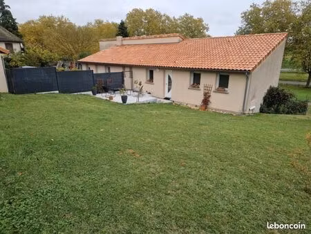 t3/maison avec jardin privé dans résidence