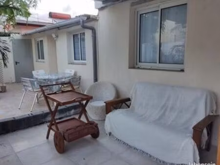 maison t4 meublée saint-denis- trinité proche de toutes commodités