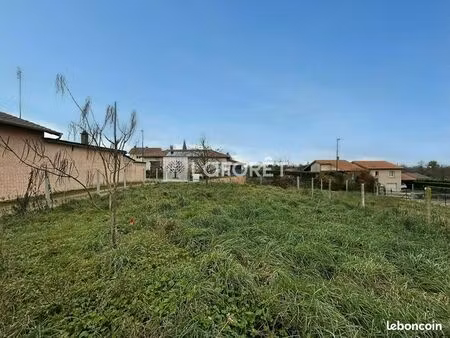 terrain 534 m² montcet