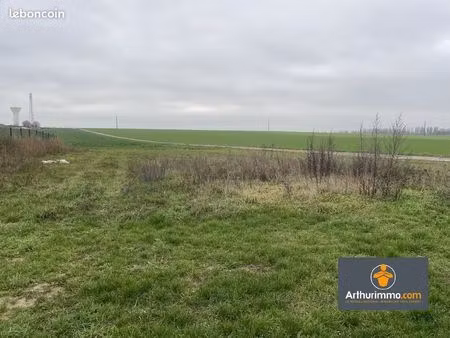 terrain 807 m² variscourt