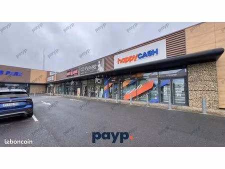 local commercial 475 m²