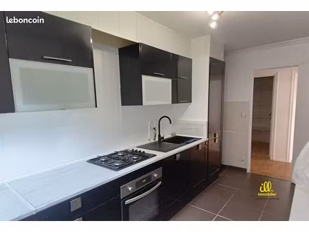 appartement 5 pièces 80 m²