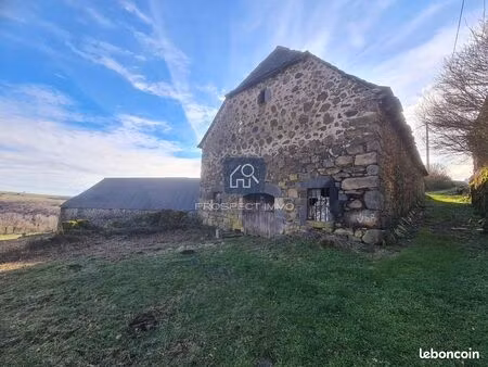 grange 2 pièces 250 m²