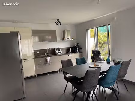 maison a louer proche frontière