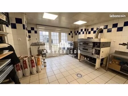 local d'activité 100 m²