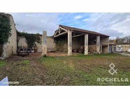 immeuble 170 m² paillé