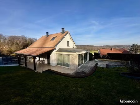 maison 6 pièces 122 m²