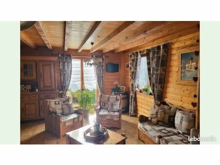 maison familiale avec grand terrain?