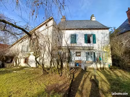 maison 8 pièces 150 m²