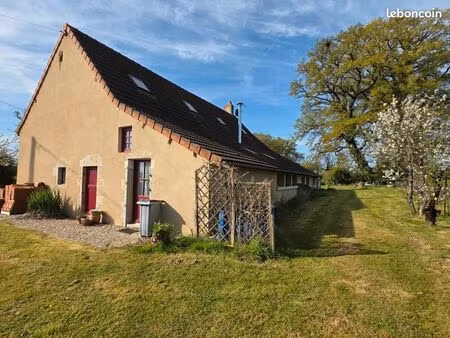 longère 5 pièces 140 m²