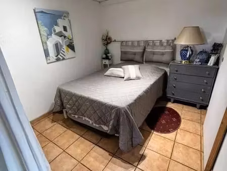 location meublée appartement 2 pièces 53 m² à sollies-pont (83210)  900 €