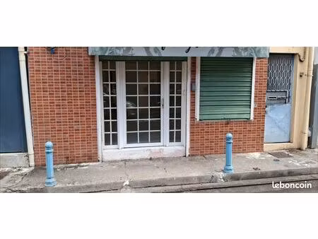 local commercial 25m²  fdf