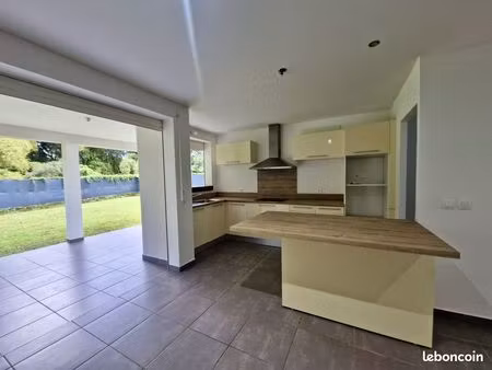 villa 4 pièces 135 m²