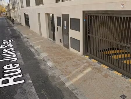 parking sécurisé gare st jean/capucins/victoire