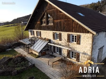 ferme 7 pièces 263 m²