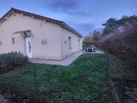 maison 86 m² habitables sur 3150 m² de jardin