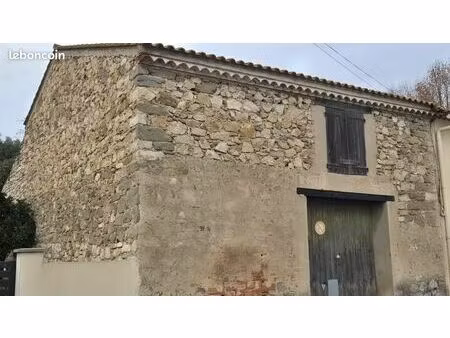 garage/box 63 m² paraza