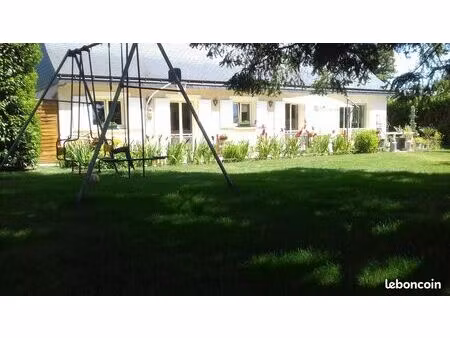 maison 8 pièces 198 m²