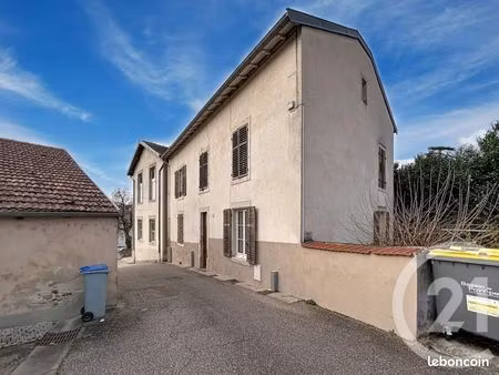 immeuble 78 m² bouxieres aux dames