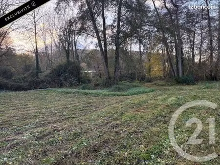 terrain 3 305 m² grolejac