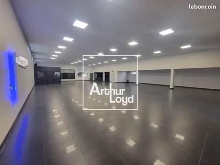 local commercial 410 m² exincourt