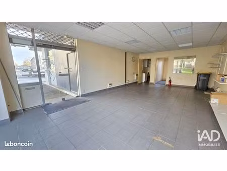 local 70 m² loudéac