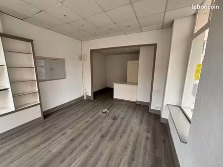 local rdc 27m2 - centre tournon – idéal profession libérale