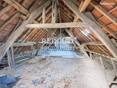 maison 3 pièces 150 m²