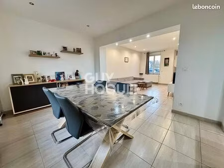 maison 5 pièces 120 m²