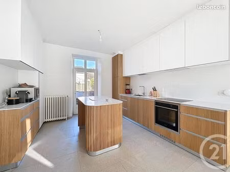 maison 5 pièces 140 m²