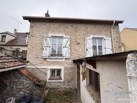 maison 5 pièces 75 m²