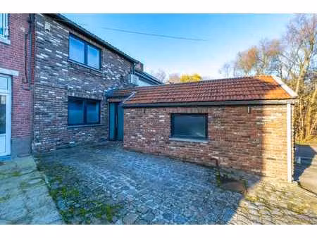 jolie maison 2 ch avec jardin et garage sur hermée