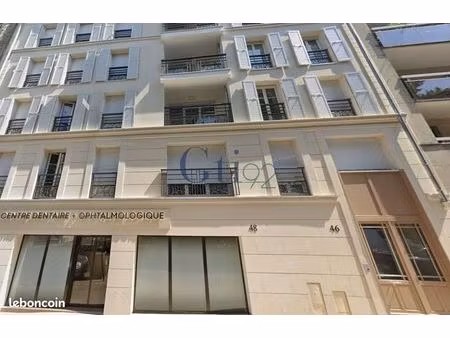 parking/box 12 m² clamart